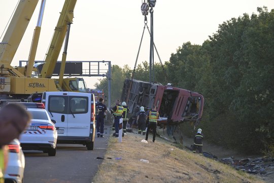 Per kraupią autobuso avariją žuvo 12 lenkų turistų