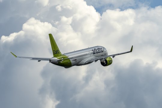Latvijos premjeras: „airBaltic“ liko paskutinė galimybė išsigelbėti