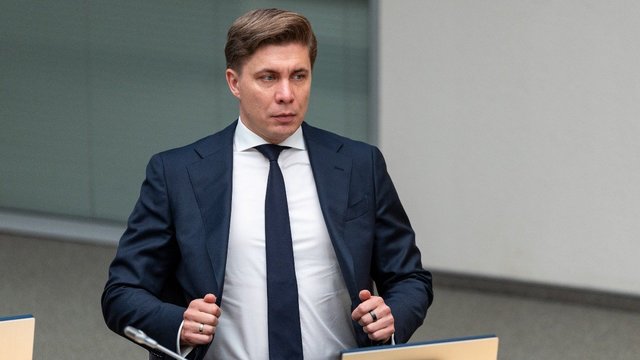 „M. Sinkevičius grįžo ten, kur partija jį projektavo“: prakalbo apie artėjantį karštį Vyriausybėje