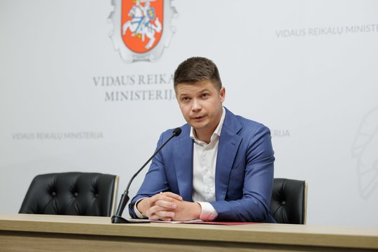 Po Lrytas publikacijos R. Liubajevas traukiasi iš VSAT vado pareigų