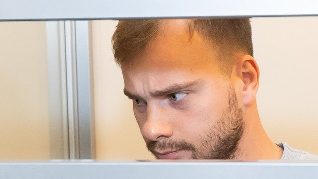Seksualiai paauglius išnaudojęs R. Jakštys lieka nuteistas: teismas atmetė dviejų advokatų prašymus