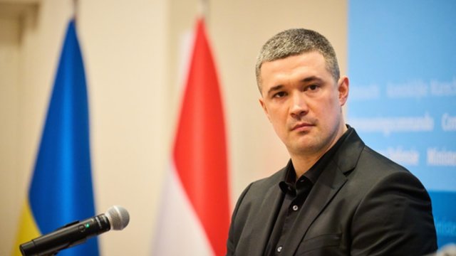 Pasisakė nuo pareigų nušalintas M. Fiodorovas: „Demokratija neturi būti Rusijos įkaitė“