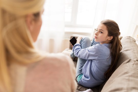 Rimti kaltinimai „Meta“: JAV prokurorai skelbia, kad sąmoningai siekta sukelti vaikams priklausomybę