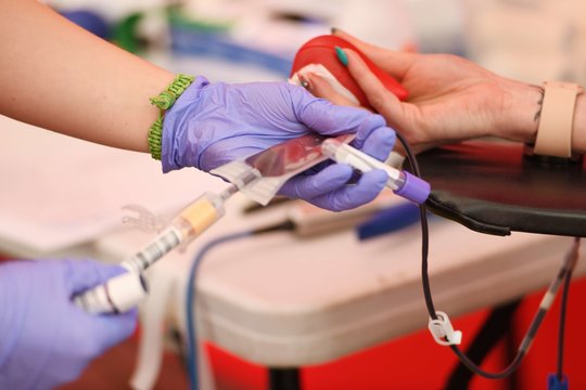 Prašo gyventojų pagalbos: sparčiai senka O ir A grupių kraujo atsargos