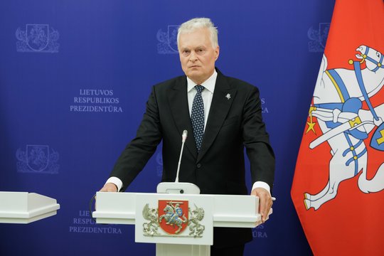 G. Nausėda priėmė Nyderlandų, Švedijos ir Kambodžos ambasadorių skiriamuosius raštus