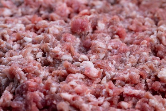 Viename prekybos tinkle – užkrėsta kiauliena: ragina kuo skubiau grąžinti