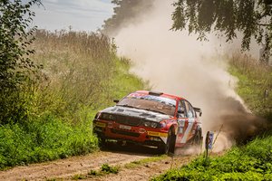 „Viada-Multi FX“ komandos rezultatą Rokiškyje tempė vienintelis G. Notkaus ir D. Strižano ekipažas