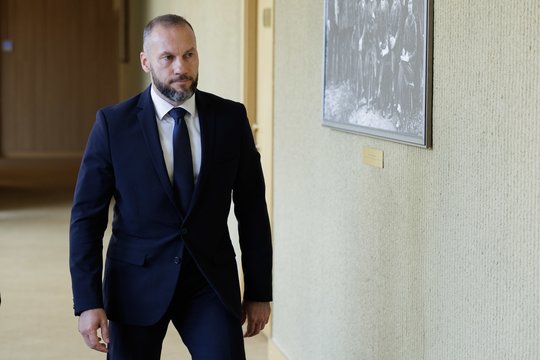 Parlamente – STT vadovo vizitas: paaiškino, kodėl įspėjo Seimo valdybą