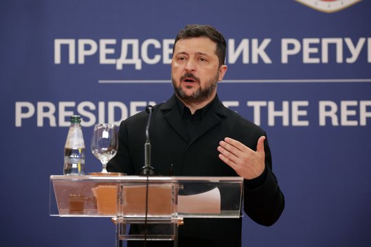 Ukrainoje – nauja politinė dvikova: metė skandalingą idėją ir kirto V. Zelenskiui