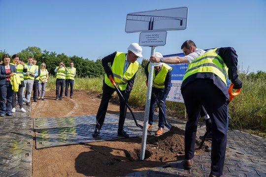 „Rail Baltica“ realybė: vietoje kelionių į Varšuvą ar Taliną kol kas dažniausia kryptis – į teismus