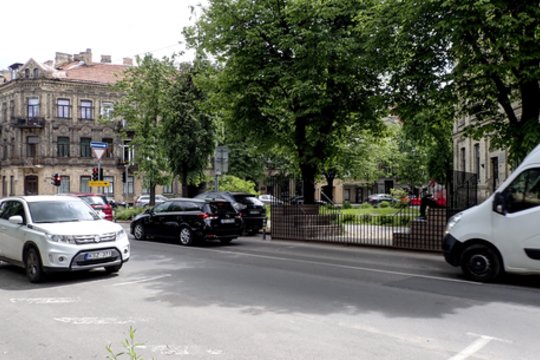 Šioje sostinės gatvėje savaitgalį bus visiškai uždarytas eismas: keisis ir autobusų maršrutai