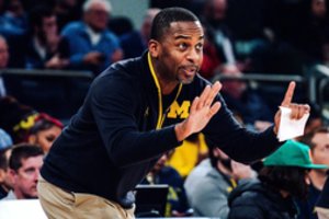 NCAA čempionų treneris: „Lietuva yra užsitarnavusi milžinišką pagarbą krepšinio pasaulyje“