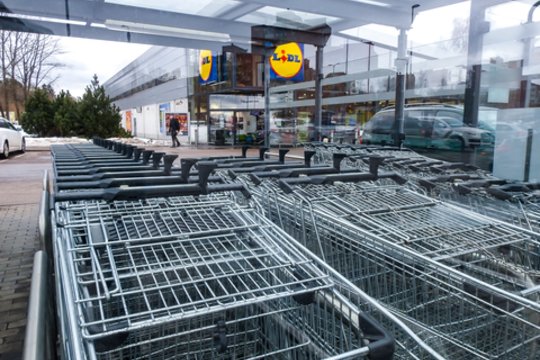 Prekybos tinkle – autorinės sutartys: tvirtina, kad samdė turinio kūrėjus