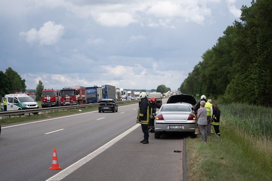 Ant stalo padėtas planas verčia griebtis už galvos: „Čia bus savižudybė“