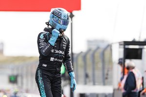 F1 sprinto lenktynes iš pirmosios vietos pradės G. Russellas