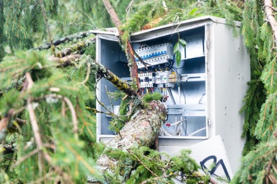 Užfiksavo per Lietuvą slenkančią audrą: labiausiai nukentėjo du regionai