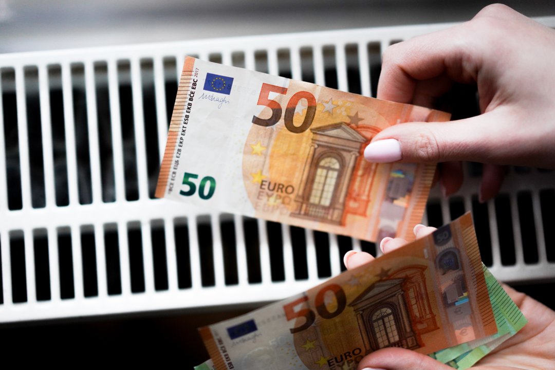Bloga žinia prieš šildymo sezoną: įvardijo, kiek gali išaugti sąskaitos