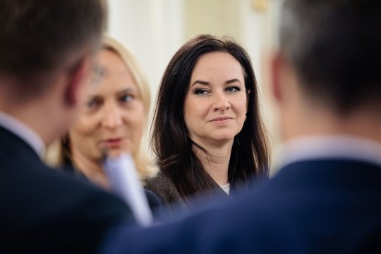 I. Ruginienė paruošė Šeimos paketą demografinėms problemoms spręsti: pristatys rudenį