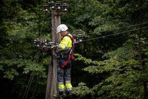 ESO skelbia, kada gyventojams bus atkurtas elektros tiekimas: kai kuriems gali tekti laukti dar 5 dienas