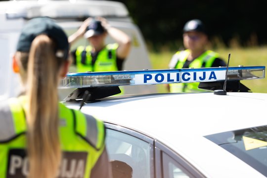 Ukmergėje sustabdyta girta vairuojanti Širvintų policininkė