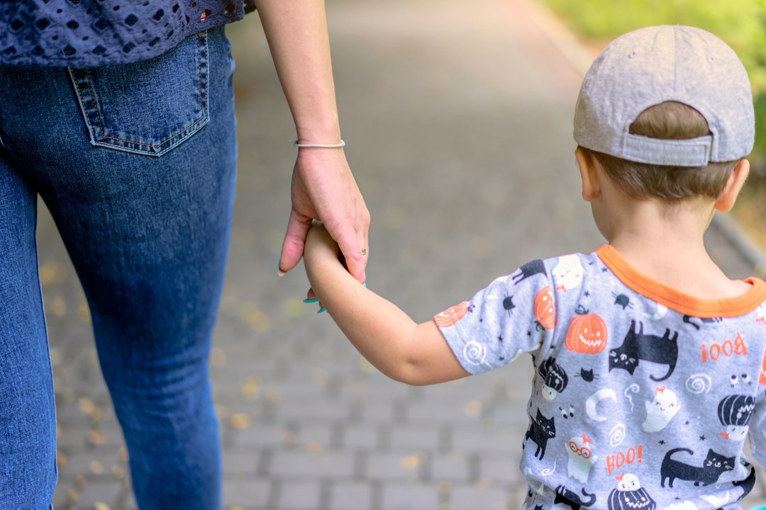 Pastebėjus skoliozę: kada sunerimti ir ką daryti toliau?
