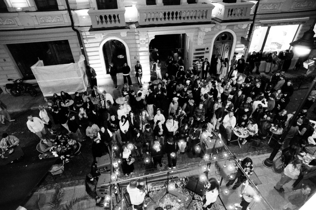 „Estrãdoje“ įvyko šimtasis „Open Jam“: muzikantai užplūdo Vilniaus gatvę