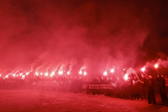 Karas Ukrainoje. Po dronų atakos Rusijoje kilo milžiniškas gaisras „Wildberries“ logistikos centre