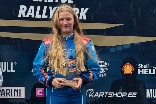 Lenktynininkė V. Šilkūnaitė užkopė į Baltijos kartingo čempionato viršūnę