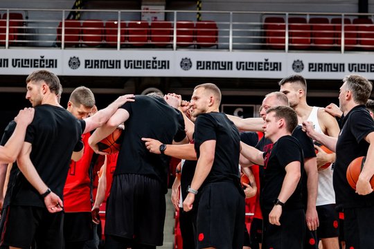 „Rytas“ pradėjo pasirengimą sezonui: N. Pacevičius pakomentavo rinktinės krepšininkų situaciją