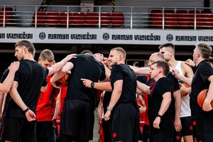 „Rytas“ pradėjo pasirengimą sezonui: N. Pacevičius pakomentavo rinktinės krepšininkų situaciją