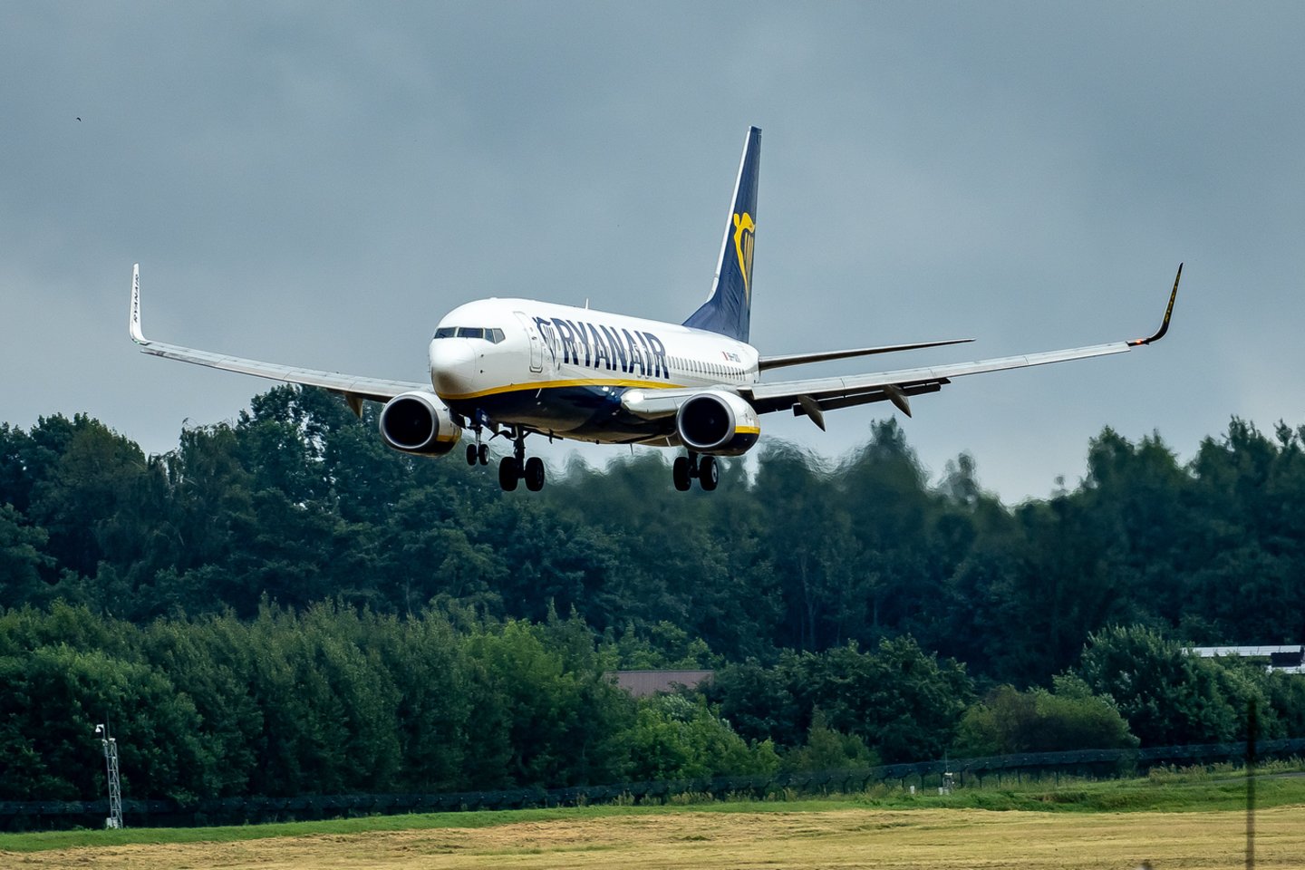 Pigių skrydžių bendrovė „Ryanair“ planuoja naują žiemos sezono skrydžių tvarkaraštį, kuriame nebeliko dviejų reguliarių krypčių iš Kauno oro uosto.<br>V.Ščiavinsko nuotr.