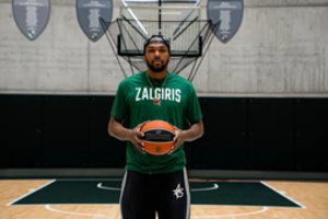 S. Brownas atvirai – apie išskirtinį pomėgį, NBA patirtus pokštus ir pirmąją komandos vakarienę