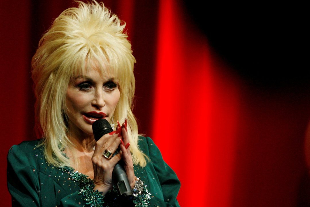 Kantri legenda Dolly Parton sukaupė įspūdingą turtą: aiškėja, kam gali atitekti milijonai  