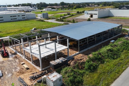 „Knitas“ stato naują gamyklą – bankas paskolino 1,1 mln. eurų