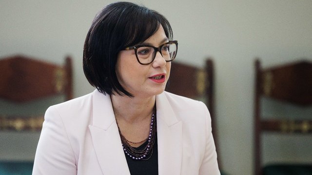 Prakalbo apie švietimo sistemos chaosą: R. Popovienė įstumta į kampą