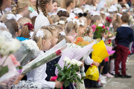 Tėvams pradėjo trūkčioti akis supratus, kiek kainuoja mokslas: „Ar kiekvienai šeimai įperkama Rugsėjo 1-oji“
