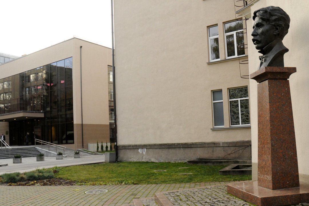 M. K. Čiurlionio menų mokyklai bus perduotas Vilniaus kolegijos pastatas