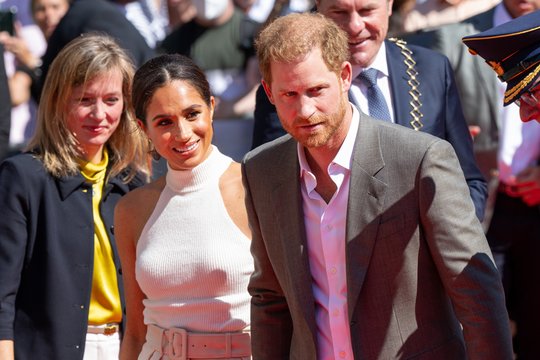 Meghan Markle laukia lemiamas sprendimas: gali padėti santykiams su karališkąja šeima