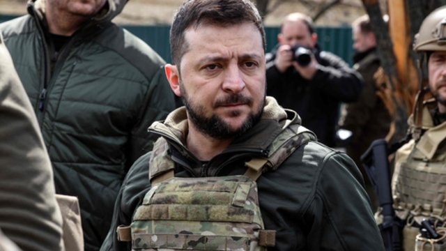 Fronte apsilankęs V. Zelenskis – apie sustiprintas Ukrainos pajėgas