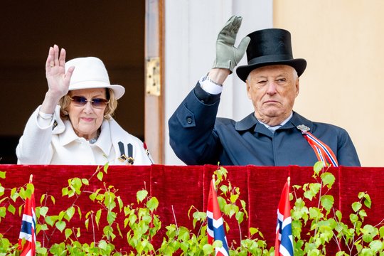 Iš Norvegijos karališkųjų rūmų – naujausios žinios: karalius Haraldas yra itin sunkios būklės