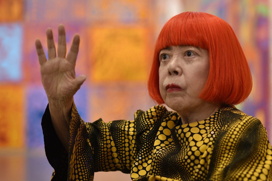 Mirė garsi Japonijos menininkė Yayoi Kusama