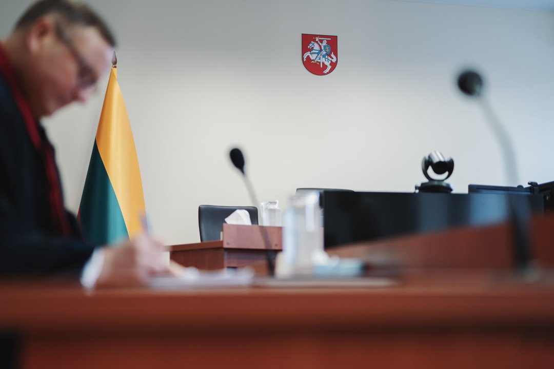 Teismui perduota Klaipėdoje žmones mulkinusių sukčių byla