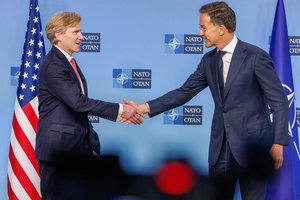 JAV konsultuojasi su NATO sąjungininkėmis dėl Europoje dislokuotų pajėgų peržiūros