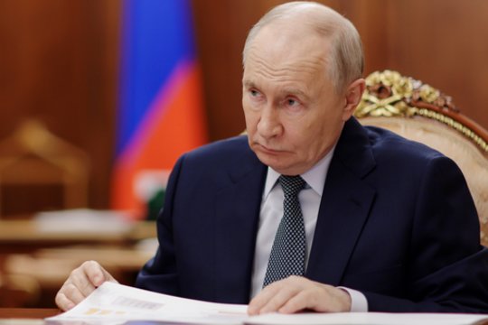 V. Putinas gali būti priverstas keisti planus: įvardijo, kas galėtų palaužti Kremliaus šeimininką
