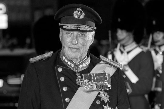Mirė Norvegijos karalius Haraldas