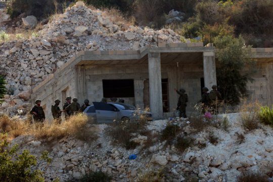 Izraelis pranešė apie aukšto rango „Hamas“ nario nužudymą Dženine