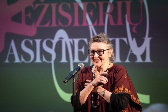 Režisierių asistentė Regina Garuolytė: „Nenoriu numirti scenoje“