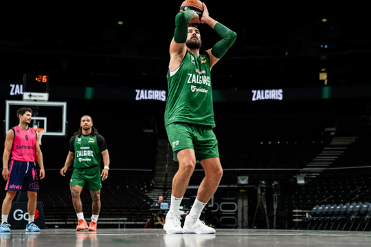 J. Valančiūnas juokavo apie P. Jankūno prašymą: „Reikėjo išpildyt“