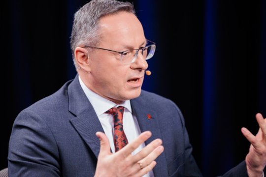 „Užsienio politika yra mirusi“: Ž. Pavilionis K. Budriui negailėjo kritikos strėlių ir atsakė, ko bijo