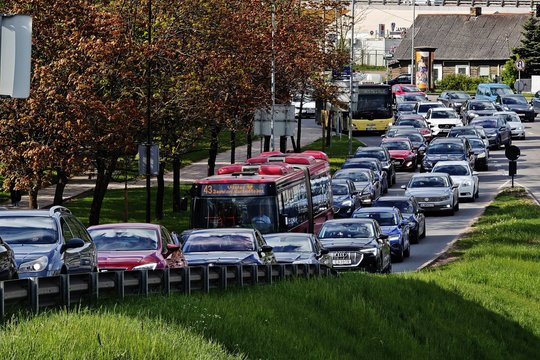 Dideli pokyčiai Vilniuje – jau rytoj: keisis ir viešojo transporto tvarkaraščiai, ir maršrutai